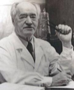  Ходос Хаим-Бер Гершонович (1897-1995) –  врач-невропатолог, Заслуженный деятель  науки РСФСР, профессор, д-р мед. наук,  почетный гражданин Иркутска.