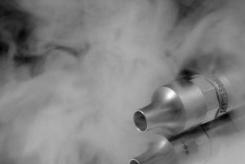 Ученые раскрыли опасность ароматизаторов для электронных сигарет