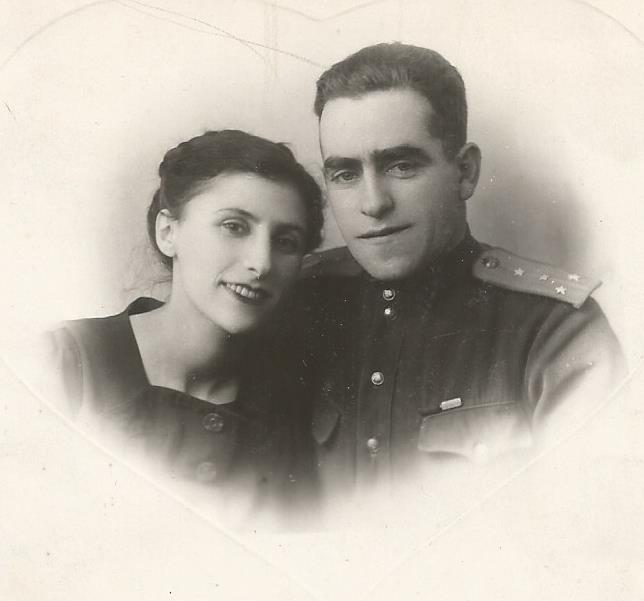 родители после войны0002.jpg